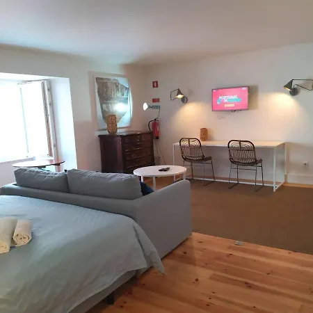 Combro 77 Charming By Get Your Apartamento *